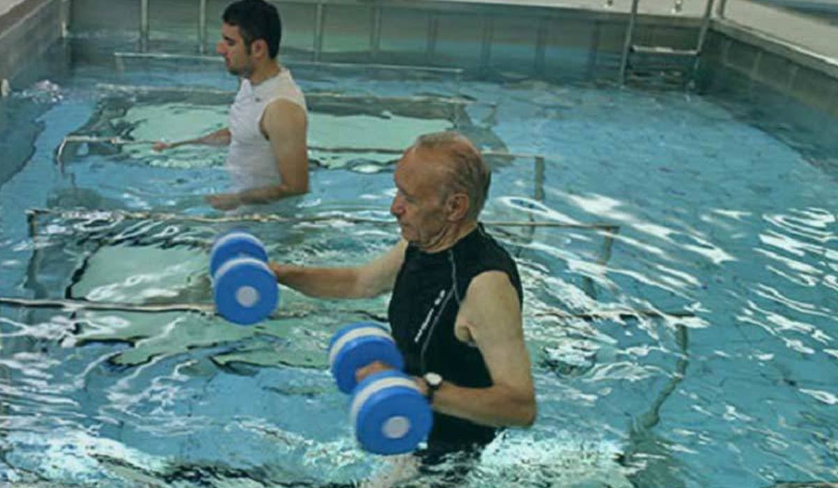 Treatment of sciatica with hydrotherapy2